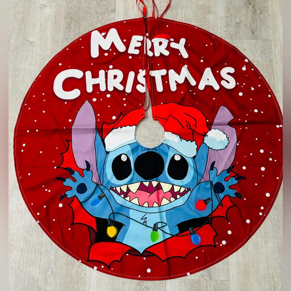 New in Package Stich & Lilo - Stitch Tree Skirt 35” in diameter